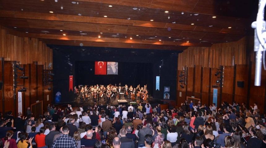 İstanbul Devlet Senfoni Orkestrası&rsquo;na Kocaeli&rsquo;de yoğun ilgi