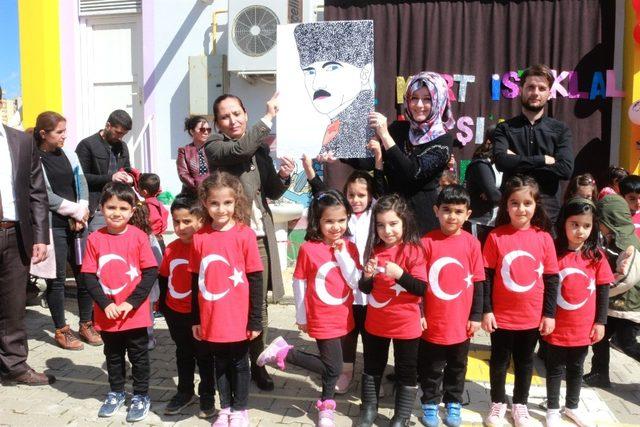 Minik öğrenciler Çanakkale Zaferini kutladı