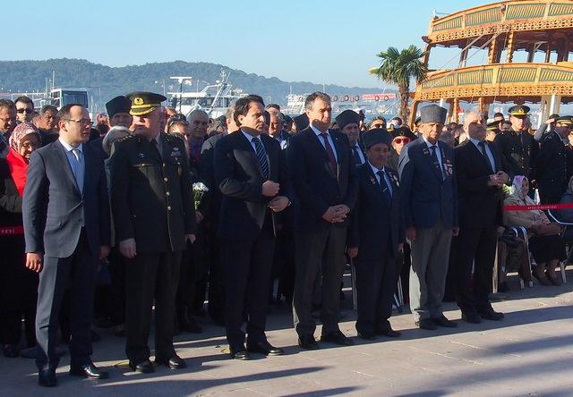 Ayvalık'ta Çanakkale Deniz Zaferi kutlandı