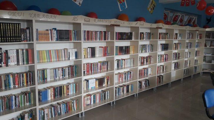 Uzman çavuş ve öğretmen eşinden örnek davranış G4