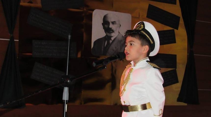 Çözüm Koleji’nde İstiklal Marşı’nı en güzel okuma yarışması düzenlendi