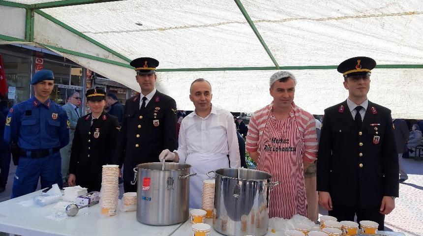 Jandarmadan &Ccedil;anakkale Men&uuml;s&uuml;