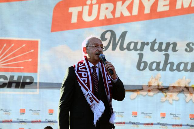 Kılıçdaroğlu: Bu şanlı bayrağın altında huzur içinde yaşayalım