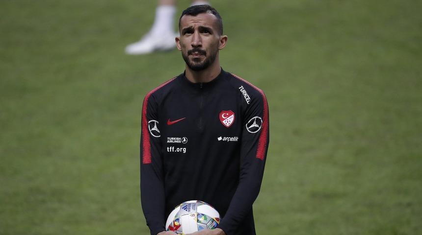 Mehmet Topal, A Milli Takım aday kadrosundan çıkarıldı