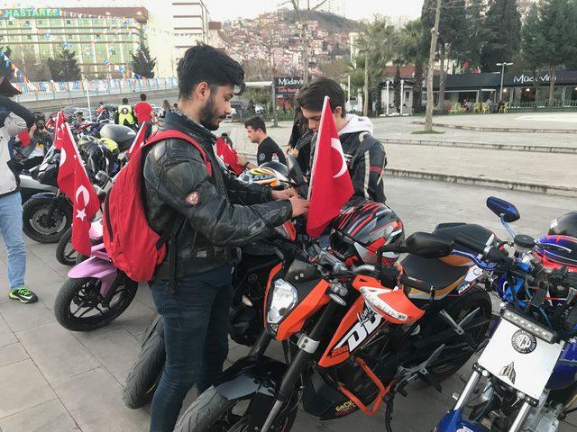Motosiklet tutkunları Çanakkale Zaferi için bir araya geldi