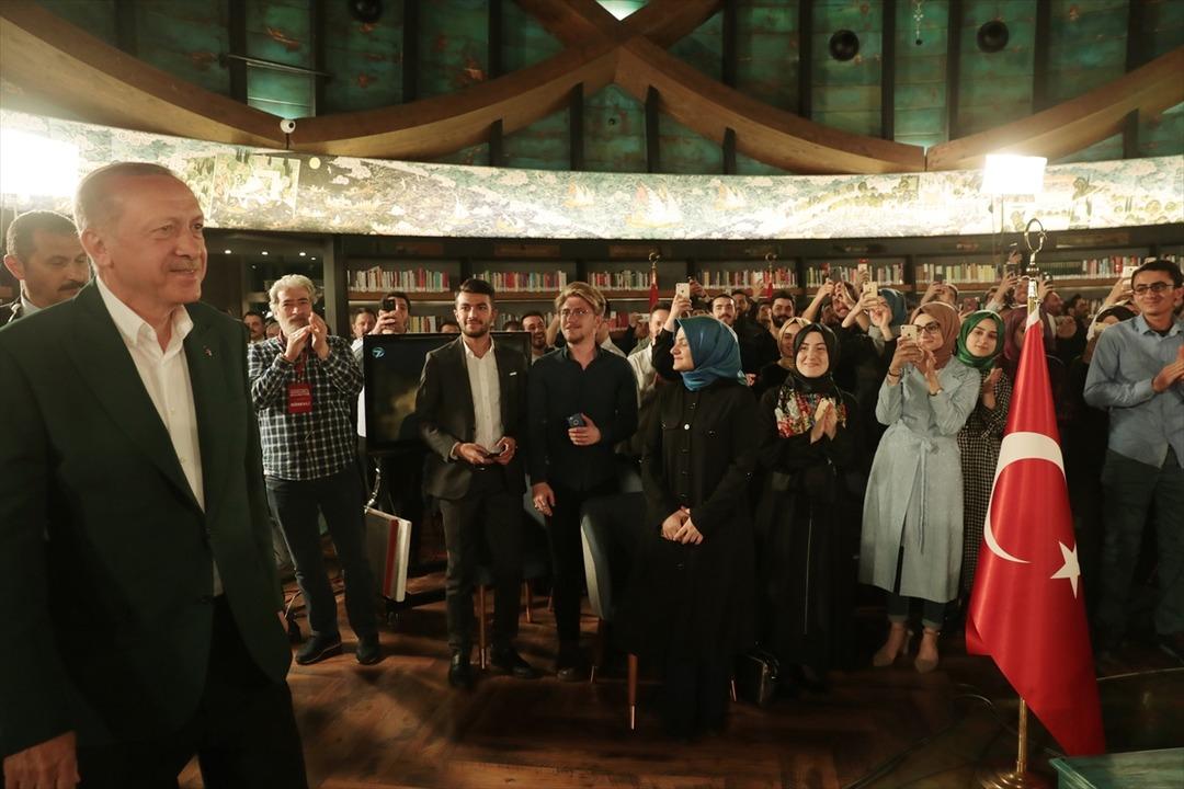 Cumhurbaşkanı Erdoğan canlı yayında soruları yanıtladı