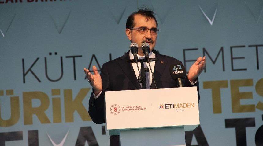 Emet&rsquo;e Bakan Fatih D&ouml;nmez: "Borda teknolojik alt yapıyı da kuracağız"