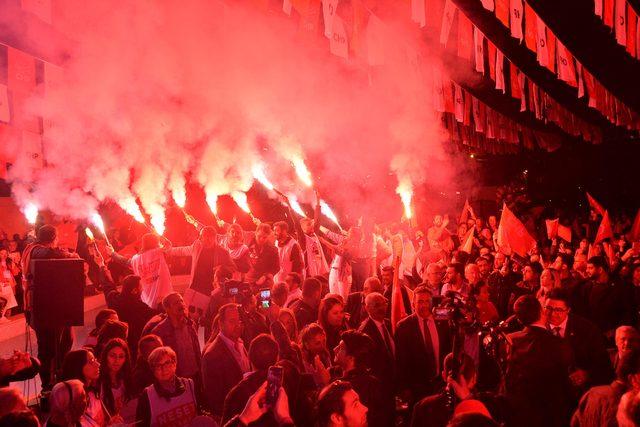 CHP Genel Başkan Yardımcısı Veli Ağbaba Mersin'de