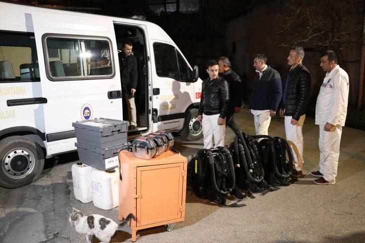 Define tünelinde mahsur kalanları kurtarmak için yola çıktılar G3