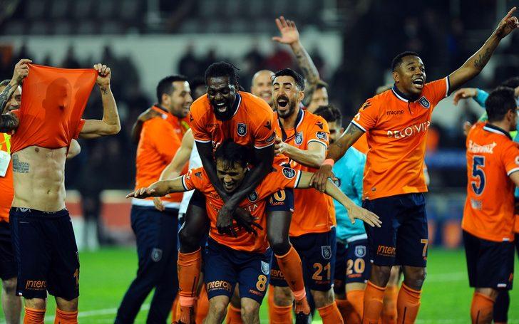 Erman Toroğlu futbol gündemini değerlendirdi G4