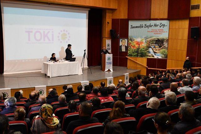 Tunceli’de TOKİ konutları kura ile sahiplerini buldu