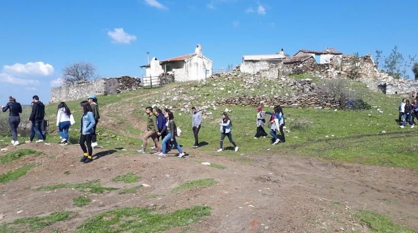 Ser&ccedil;in ve Karakaya ekoturizm merkezleri AD&Uuml; &ouml;ğrencilerine tanıtıldı