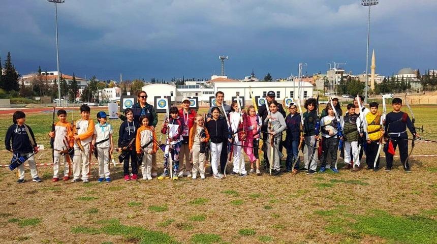 Okullararası Ok&ccedil;uluk Yıldız ve Gen&ccedil;ler İl Birinciliği sona erdi