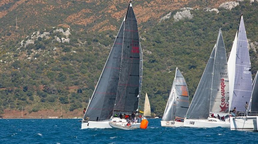 Yelkende Ege&rsquo;nin gururu oldular