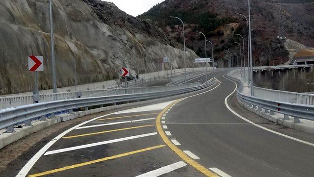 Yarım asırlık hayal gerçek oldu; Gümüşhane Çevre Yolu açıldı