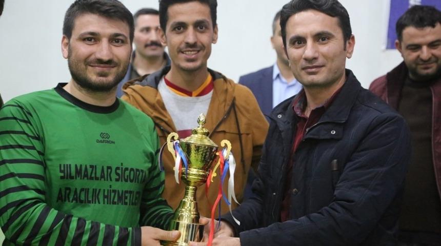 Eğitim Bir Sen&rsquo;den okullar arası voleybol turnuvası