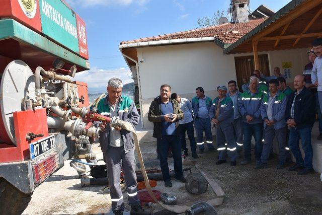 Kumluca’da orman personeline eğitim