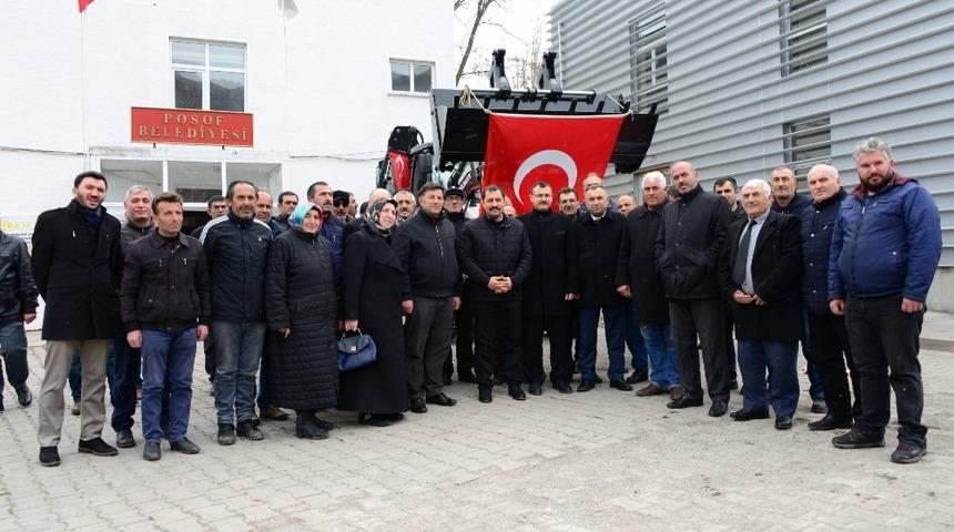 Vali Mustafa Masatlı, Posof İl&ccedil;esini ziyaret etti, iş makinesi teslim etti
