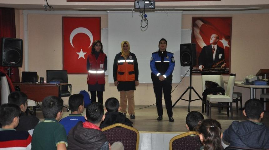 &rsquo;&Ouml;nlem Al G&uuml;vende Kal&rsquo;