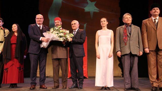 ATO, 18 Mart’ı ‘Mehmet Akif’ tiyatro oyununu izleyerek andı