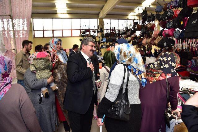 Cumhur İttifakı üyelerinden kapalı pazar ziyareti