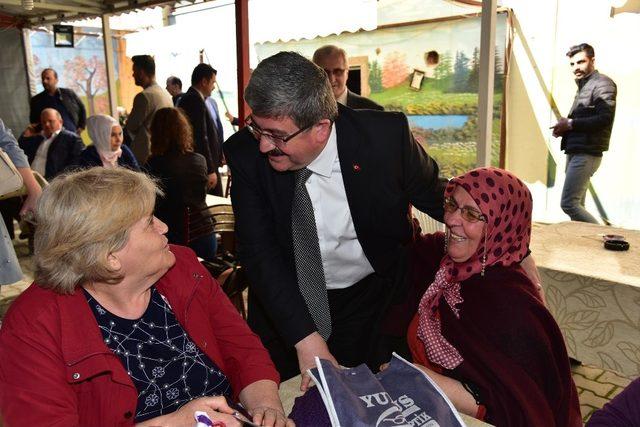 Cumhur İttifakı üyelerinden kapalı pazar ziyareti