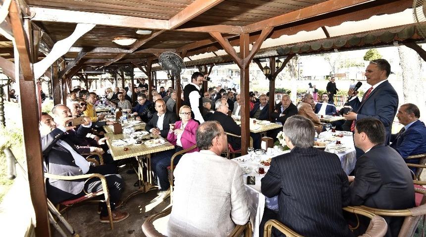 Başkan Uysal, iş insanları dernekleriyle buluştu