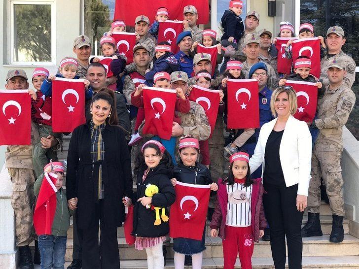 Komutanlığı oyun parkına çevirdiler G1