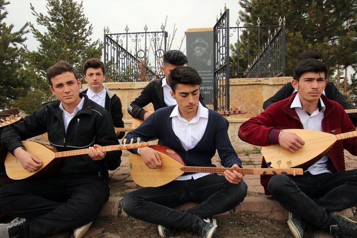 'Karanlık oda'da Aşık Veysel'i anlamaya çalışıyorlar G5