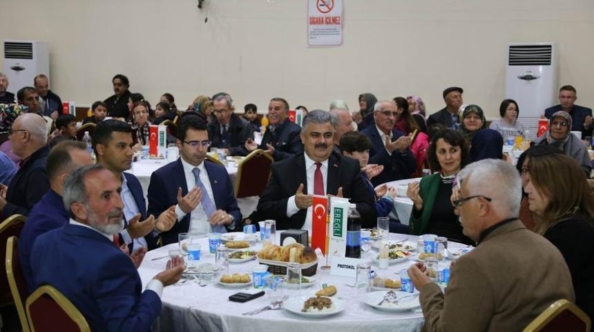 Başkan Özgüven, şehit aileleri ve gazilerle bir araya geldi