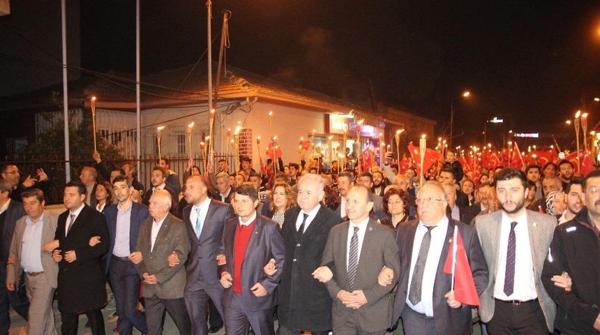 K&ouml;şk İYİ Parti&rsquo;den &Ccedil;anakkale Zaferi i&ccedil;in fener alayı