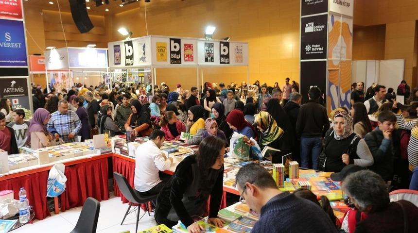 Kepez Kitap Fuarı&rsquo;na rekor ziyaret&ccedil;i
