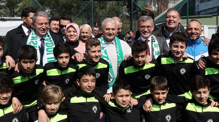 Binali Yıldırım a&ccedil;ıkladı! Mahalle ma&ccedil;ları geri geliyor