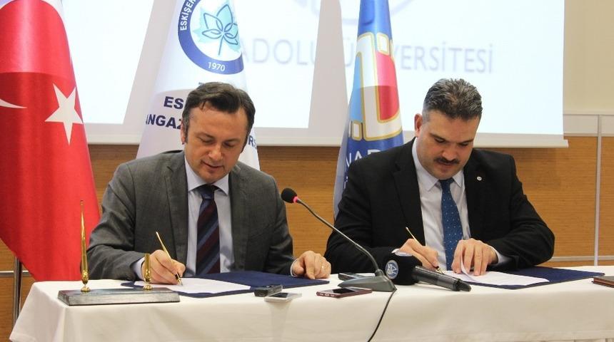 Anadolu &Uuml;niversitesi ile Osmangazi &Uuml;niversitesi arasında iş birliği protokol&uuml;