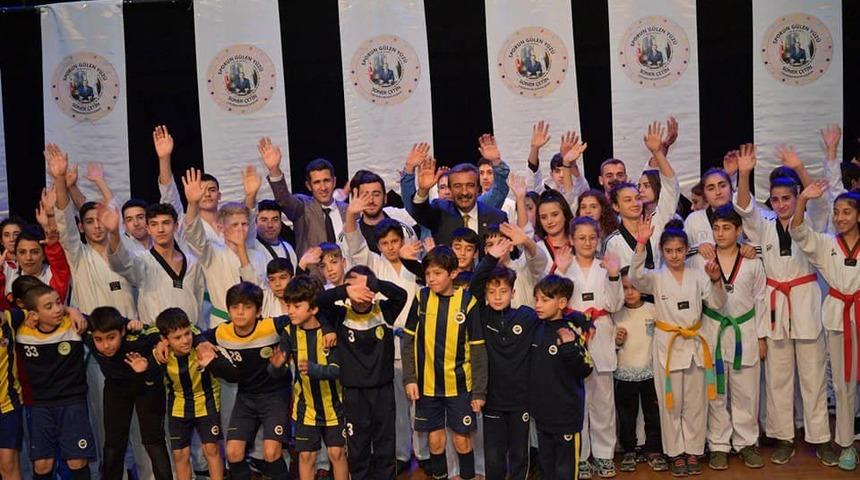 &Ccedil;etin: "Sporun hizmetinde olmaya devam edeceğim"