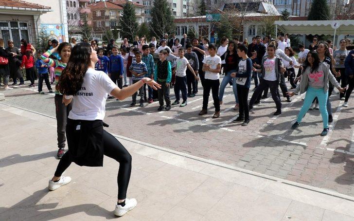 Özel çocuklar zumba dansıyla coştu G4