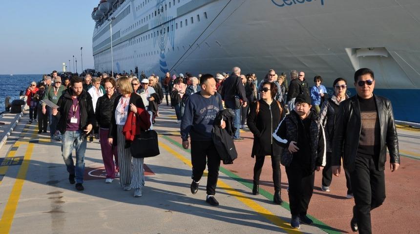 Malta bayraklı Celestyal Olympia Kuşadası&rsquo;na ikinci seferini ger&ccedil;ekleştirdi