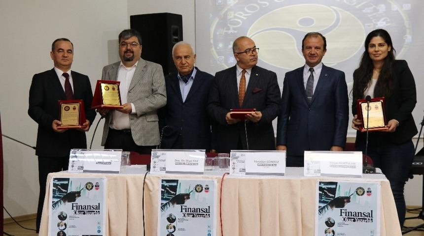 Toros &Uuml;niversitesi&rsquo;nde &ldquo;Finansal Okur Yazarlık&rdquo; paneli