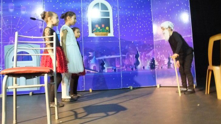 Havranlı öğrenciler tiyatro ile tanıştı G1