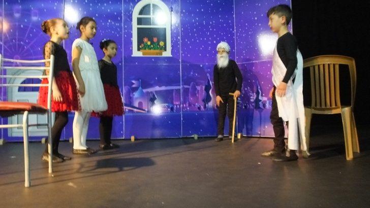Havranlı öğrenciler tiyatro ile tanıştı G3