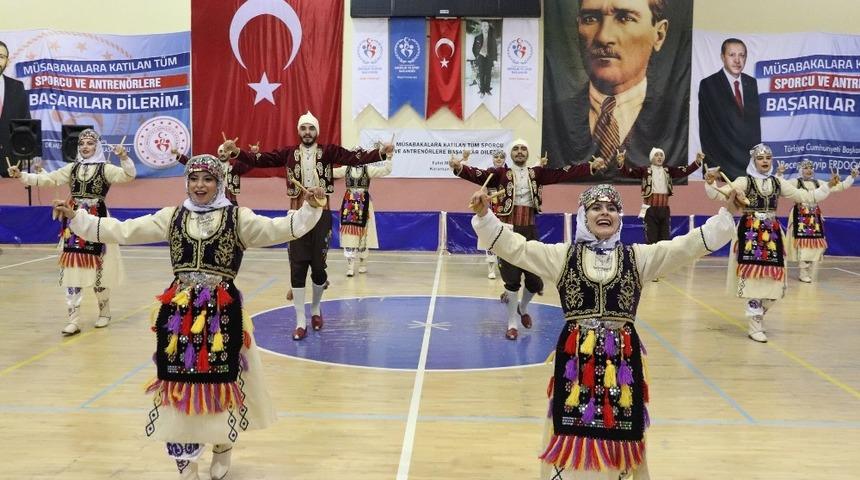 Karaman&rsquo;da halk oyunları il birinciliği yarışması sona erdi