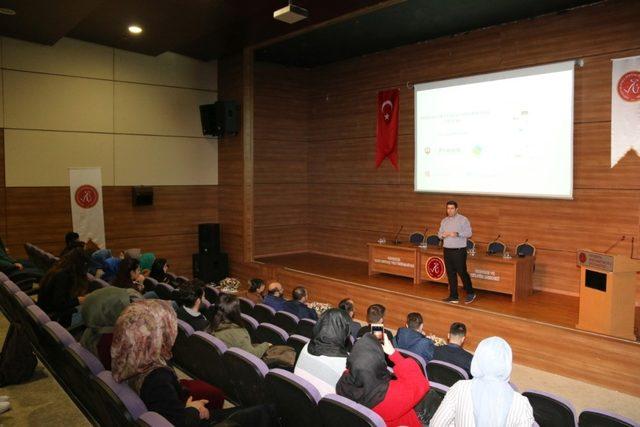 NEVÜ’de ’Modern Dünyada Üniversiteli Olmak’ konulu konferans