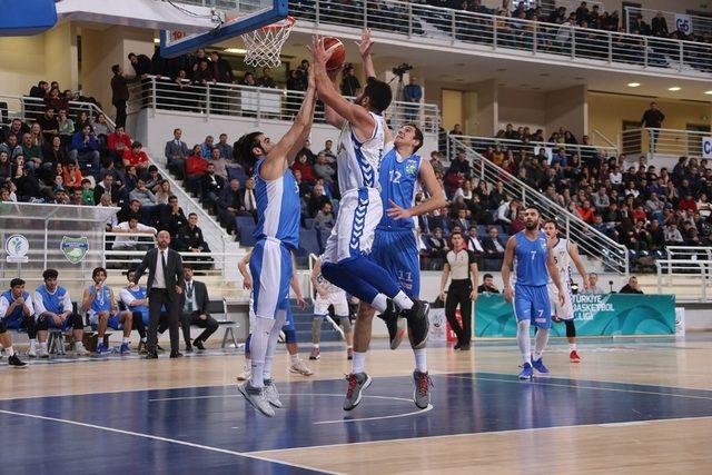 Denizli Basket’de hedef sezonu 20 maçlık galibiyetle kapatmak