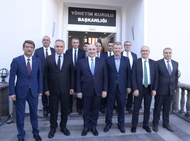 Türkiye Halk Bankası Genel Müdürü Arslan’dan Kayseri Şeker’e ziyaret