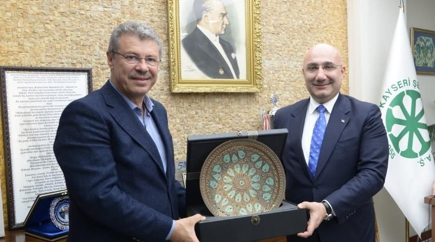 T&uuml;rkiye Halk Bankası Genel M&uuml;d&uuml;r&uuml; Arslan&rsquo;dan Kayseri Şeker&rsquo;e ziyaret