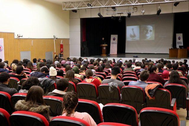 OMÜ’den mimar adaylarına seminer