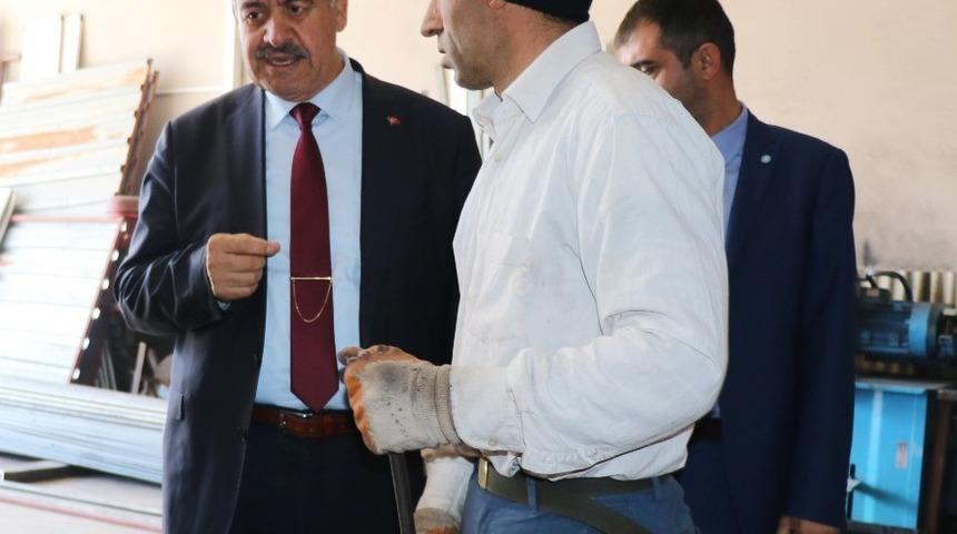 İyi Parti adayı Ekinci&rsquo;den tepki