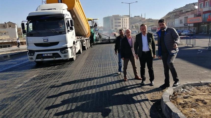 Nevşehir’de asfaltlı yollara konfor kaplanmasına devam ediyor