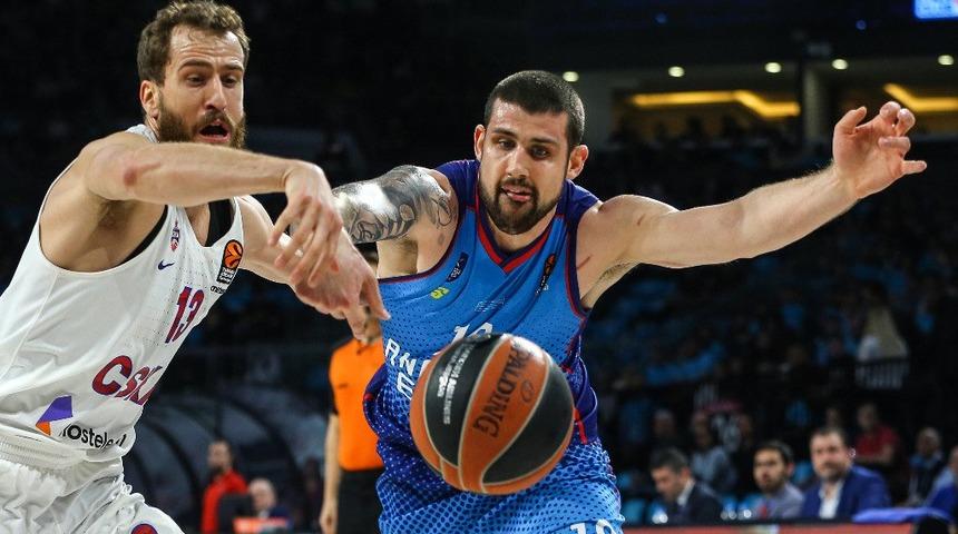 Anadolu Efes 78 - 80 CSKA Moskova