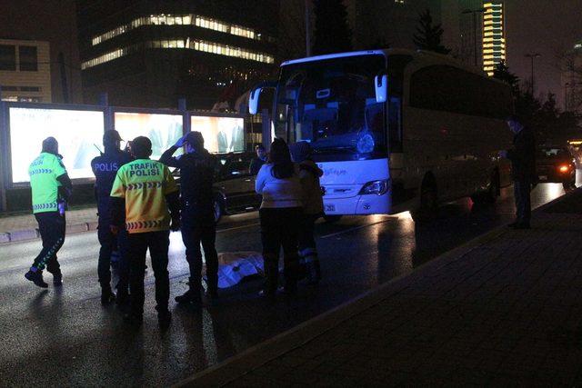 Şişli'de yolun karşısına geçmek isterken canından oldu